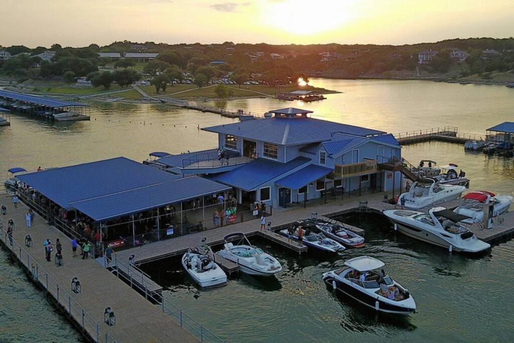 Cozy 3Br/2Bath Vacation House At Lake Travis Lago Vista Экстерьер фото